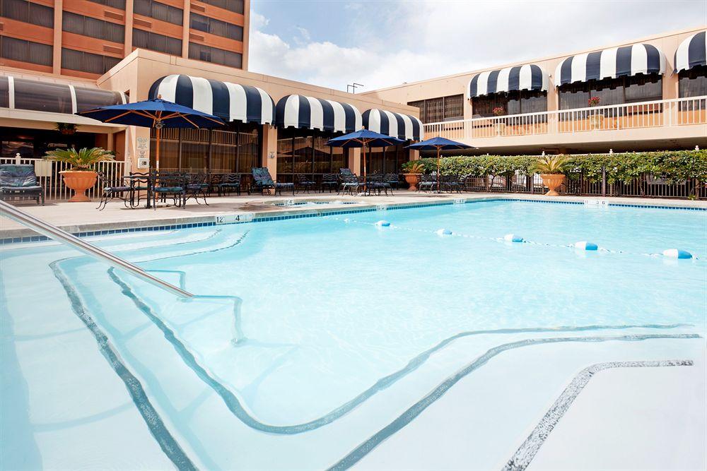 Crowne Plaza San Antonio Airport By Ihg Hotel Bagian luar foto